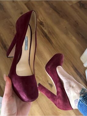 Prada Runway Style Burgundy Suede Pumps Size 42 Made in Italy